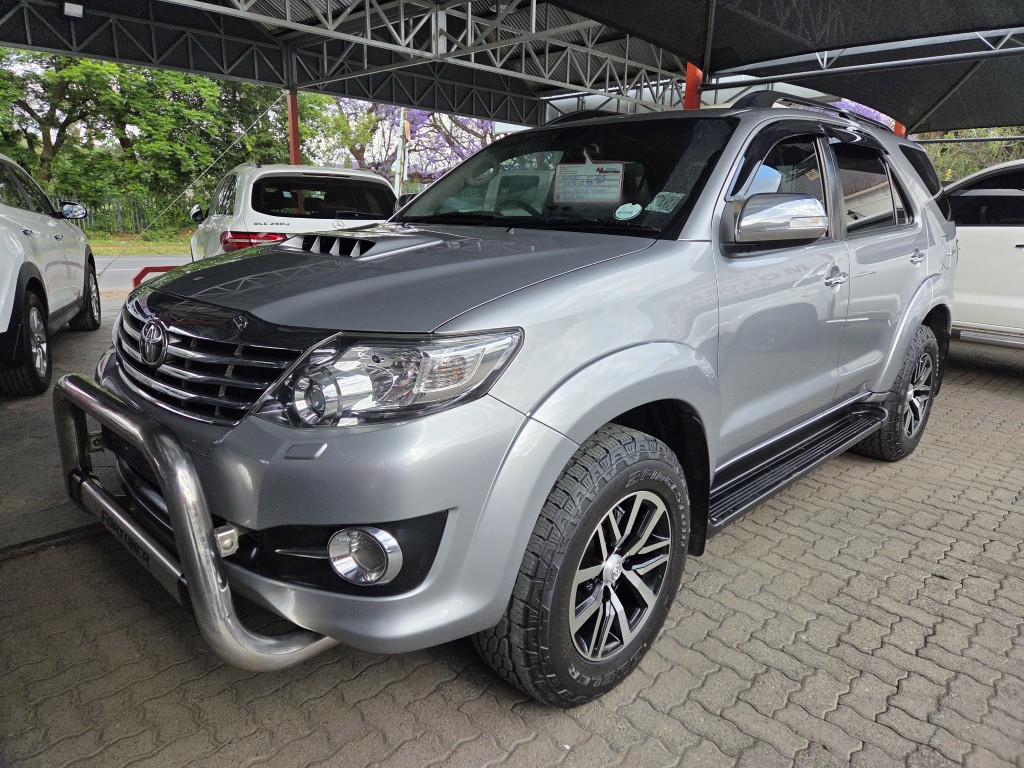 2015 Toyota Fortuner 3.0 D4-D R/B A/T