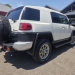 2012 Toyota Land Cruiser FJ 4.0 V6 Cruiser — thumbnail 3